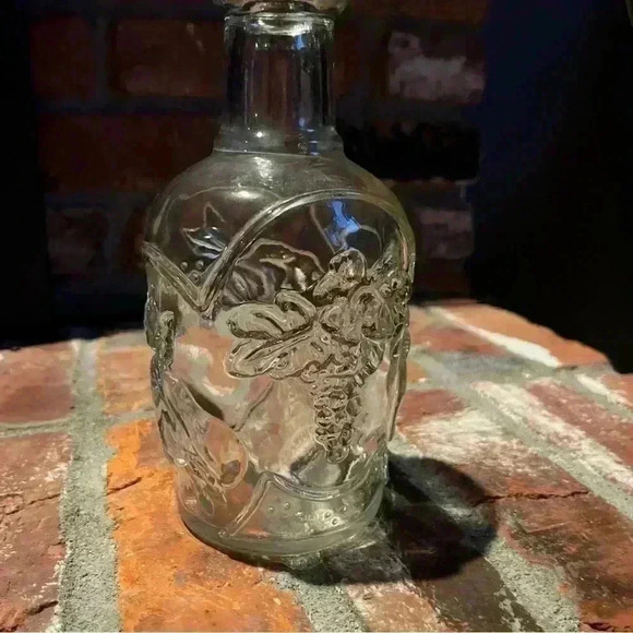 Libbey of Canada Glass Syrup Bottle Fruit Motif Cherry Pear Grape & Apple 8” - Picture 2 of 12